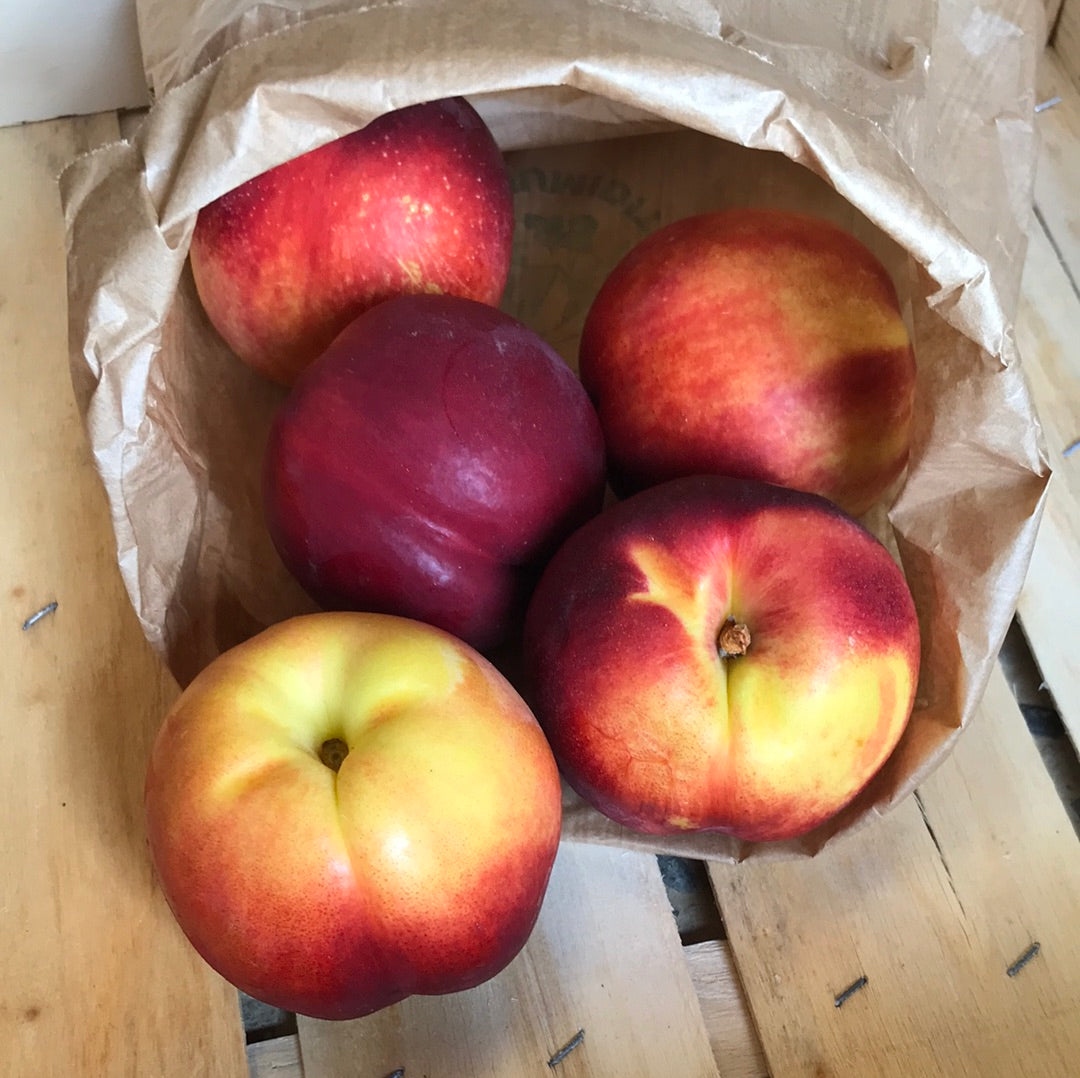 4 nectarines